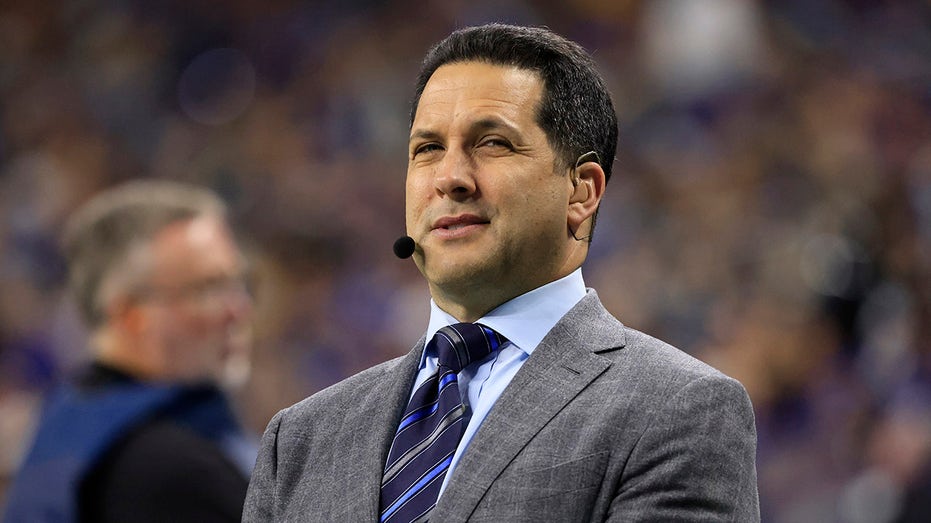 ESPN reporter Schefter said Rodgers scoop wasn't prompted by new info