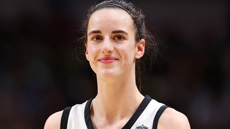 Caitlin Clark selected No 1 overall by Indiana Fever in 2024 WNBA Draft