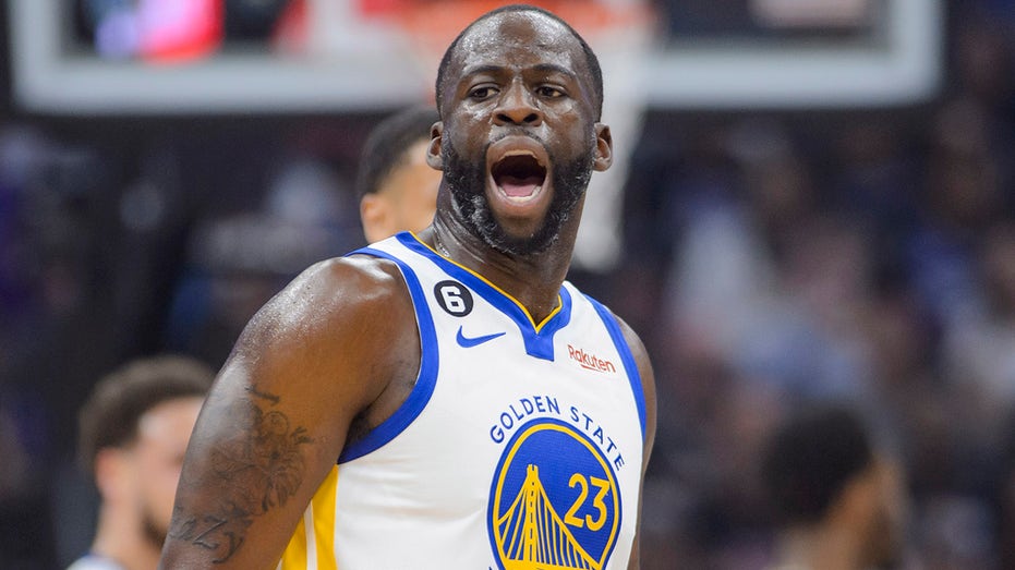 Draymond Green ejected after stomping on Domantas Sabonis' chest; Kings go  up 2-0 on Warriors