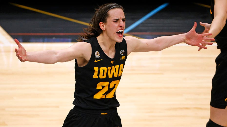 How many National Championships have the Iowa Hawkeyes won?