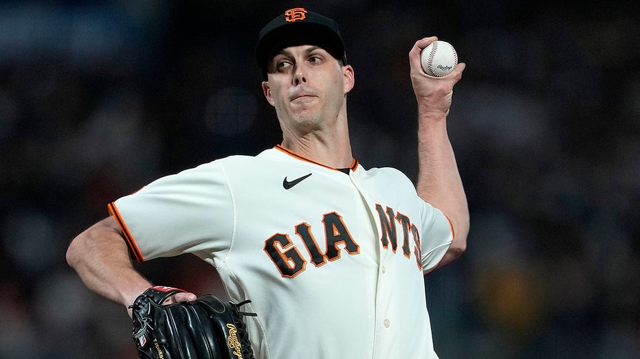 SF Giants' Flores stuns Dodgers, Rogers gets redemption in LA