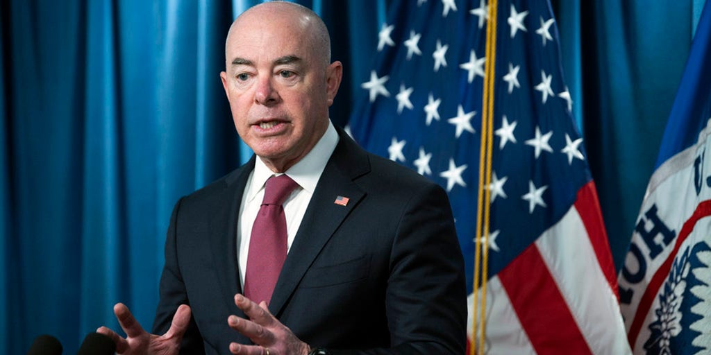 GOP-led states take aim at 'smoke screen' Biden asylum rule with new legal challenge - Vimarsana News