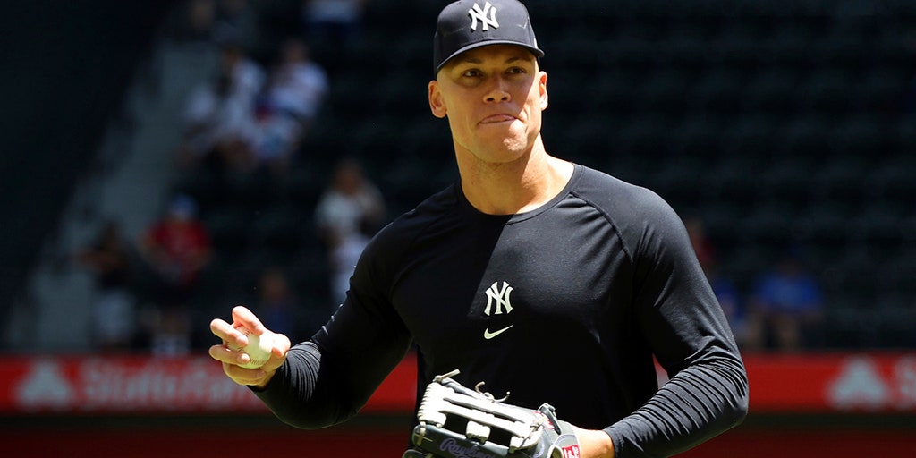 Yankees' Aaron Judge plays catch in first baseball activity since
