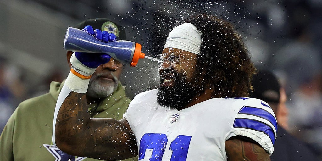 Dallas Cowboys running back Rico Dowdle during warm-ups before the News  Photo - Getty Images