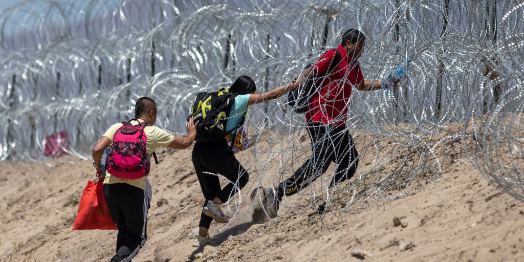 Texas congressman pushes bill to vet taxpayer-funded migrant charities amid 'explosion' of migrant trafficking - Vimarsana News