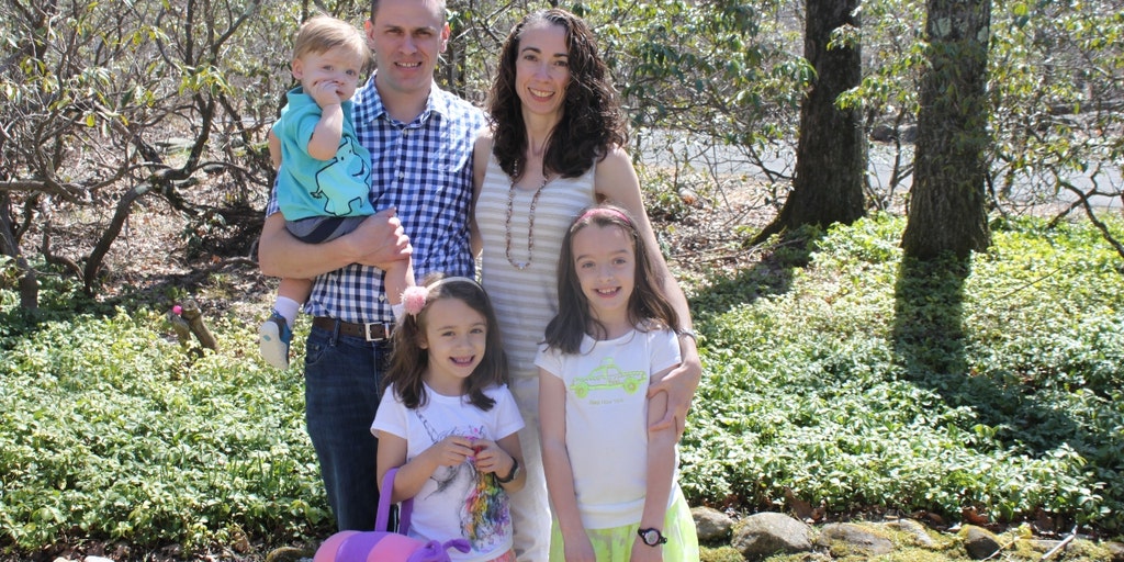 Connecticut mom reveals how she forgave husband after toddler died in hot car - Vimarsana News