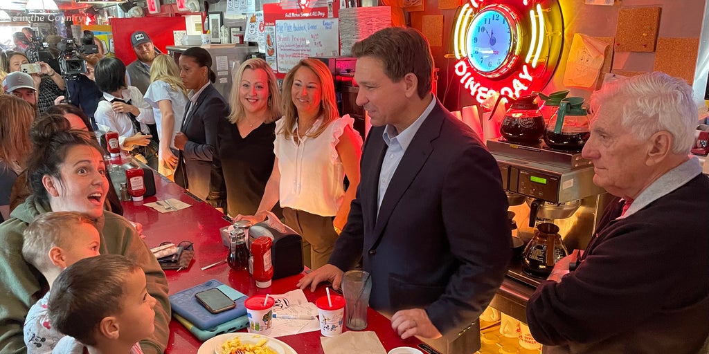 DeSantis campaign cuts more staff as part of push to 'streamline' presidential bid - Vimarsana News