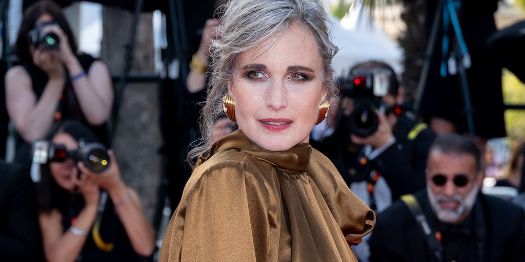 Andie MacDowell embraces her wrinkles, says getting older 'doesn't feel less sexy' - Vimarsana News