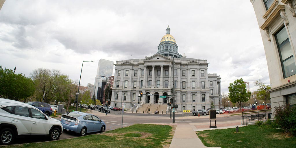 Republican legislators march out of Colorado session - Vimarsana News