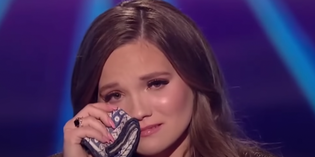 'American Idol' judge praises contestant for boldly sharing her faith through music: 'Never scared' - Vimarsana News
