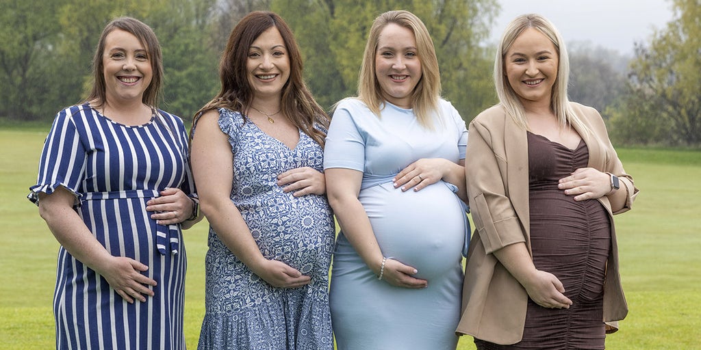 Four sisters are pregnant at the same time, due within six months of each other - Vimarsana News