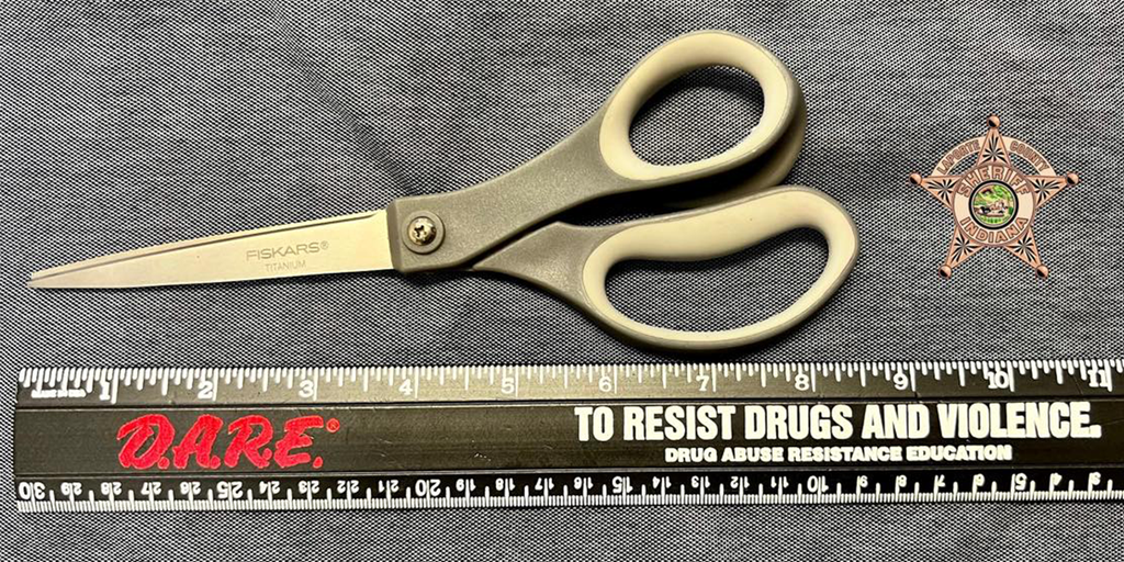 Indiana officials find scissors hidden inside arrested man after body scan - Vimarsana News