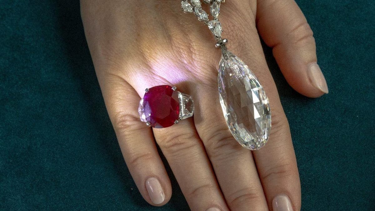 Austrian Billionaire's Jewels Seen Fetching Over $150 Million at
