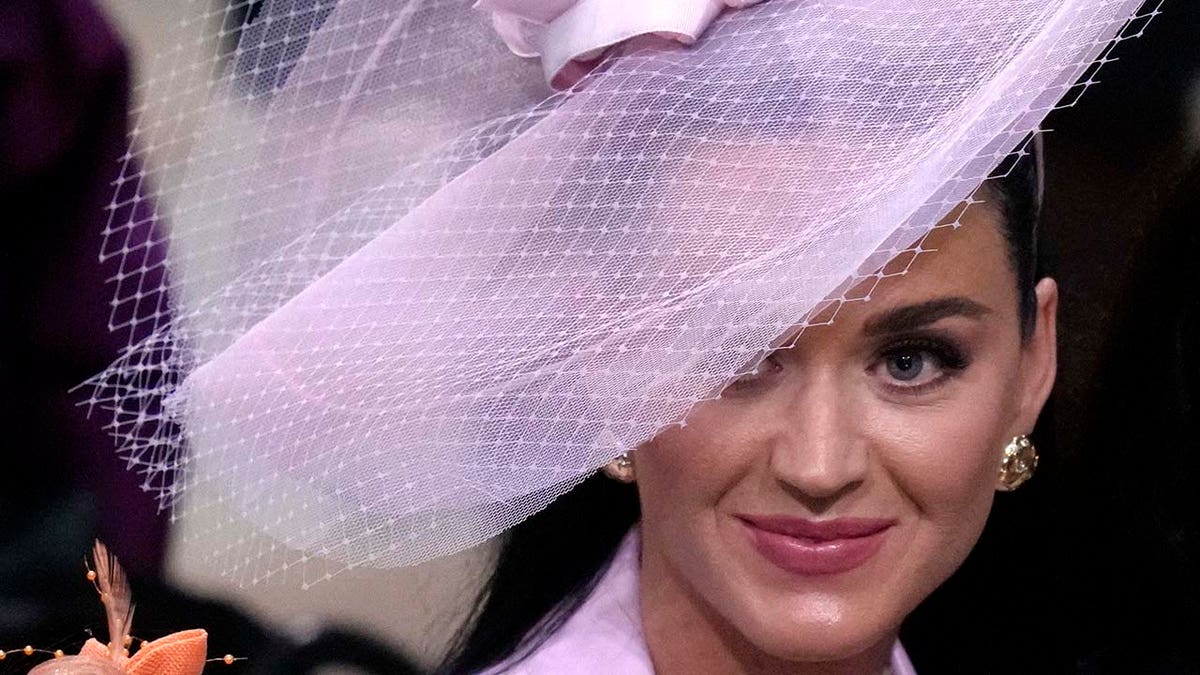 Katy Perry coronation