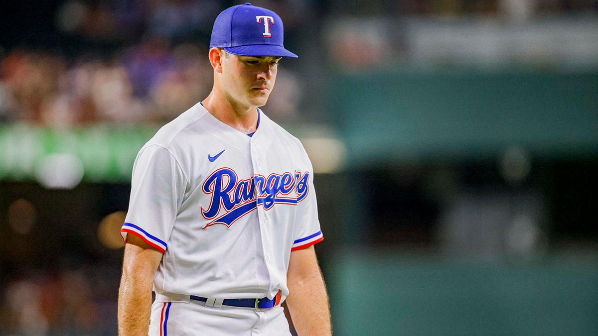 Rangers pitcher Cody Bradford