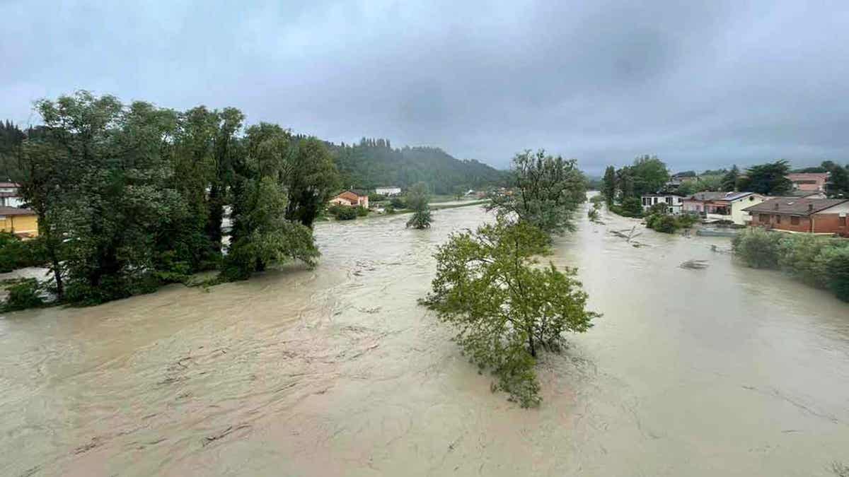 Flooding in northern Italy kill at least 8, forces thousands to be