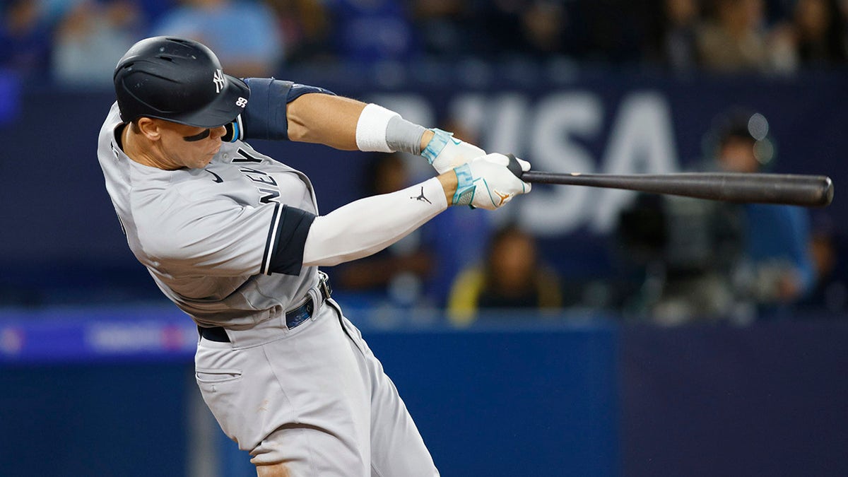 Yankees: Aaron Judge sign stealing could be from Alejandro Kirk signs