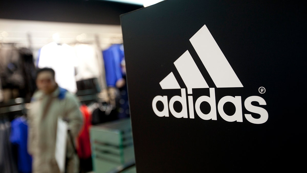 Adidas unicenter you tube best sale