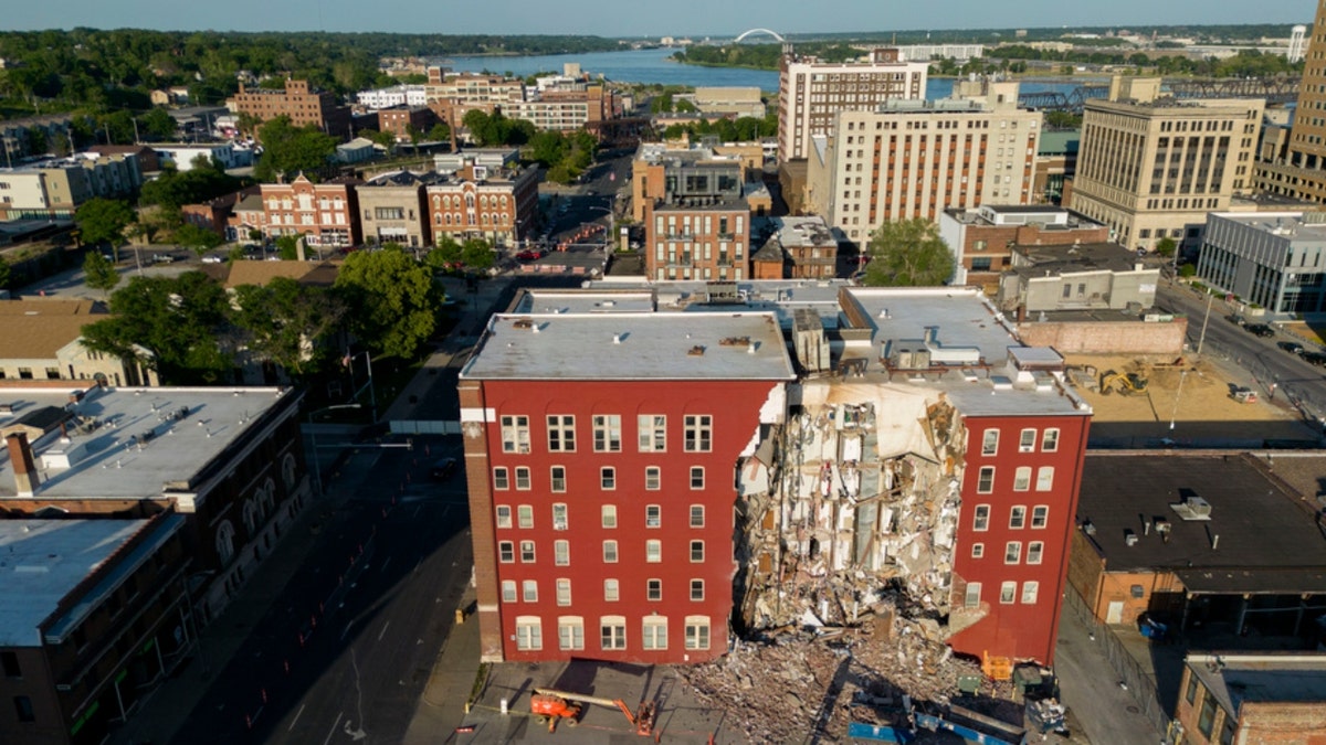 An aerial view of an apartment building that partially collapsed in Iowa