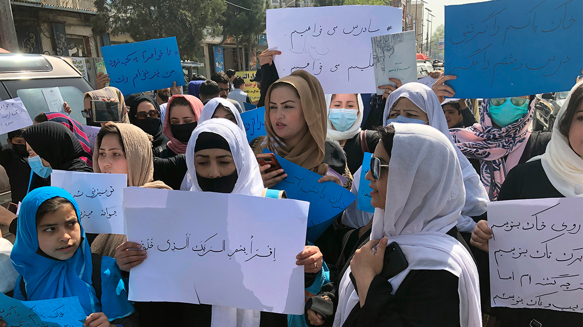 Afghan women protest