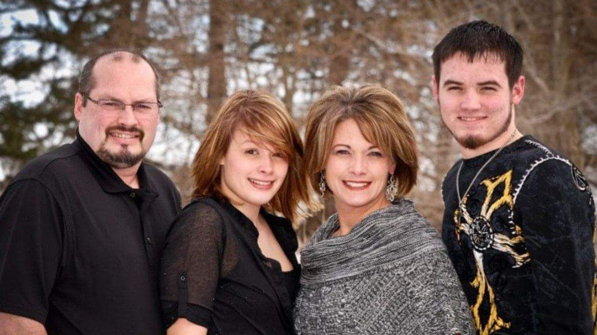 Alyssa Nash and Family
