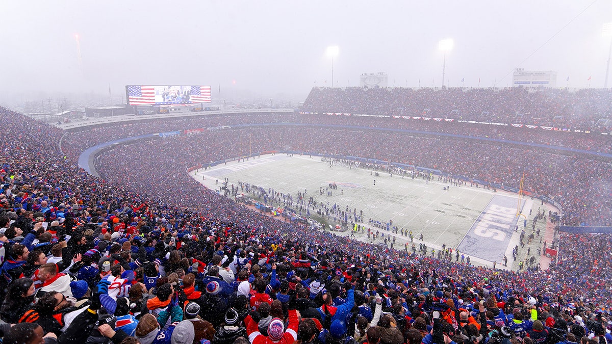 Video: Ralph Wilson Stadium Snow