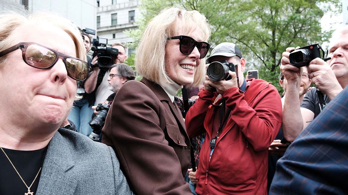 E. Jean Carroll leaves a Manhattan court house