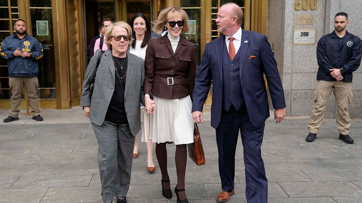 E. Jean Carroll walks out of Manhattan federal court