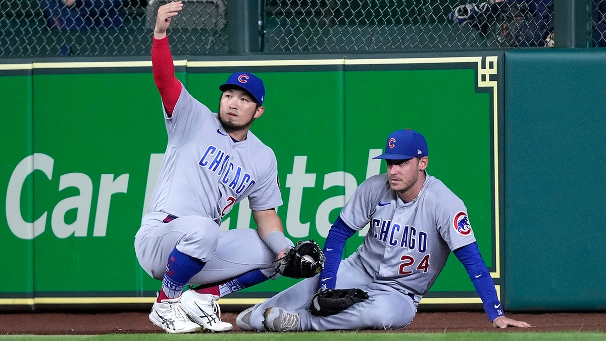 Cody Bellinger slow to get up