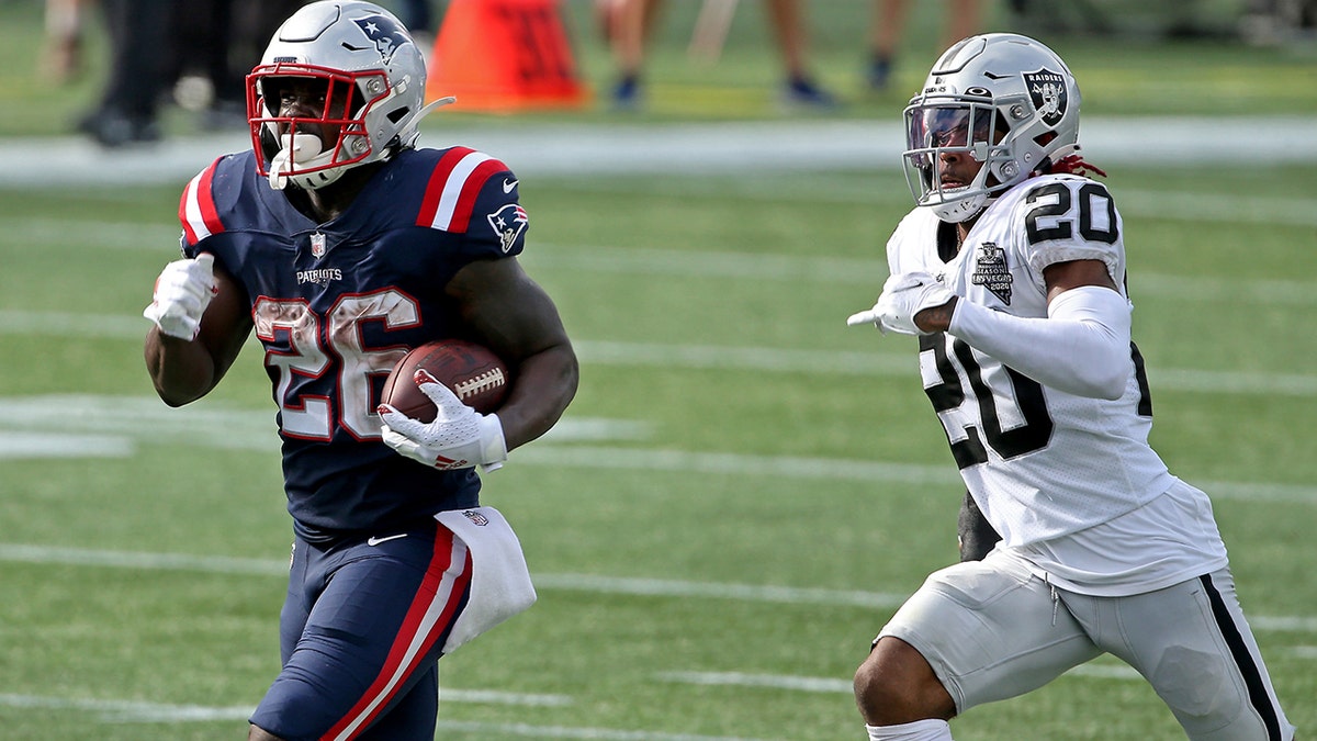 Damon Arnette tracks down Patriots player