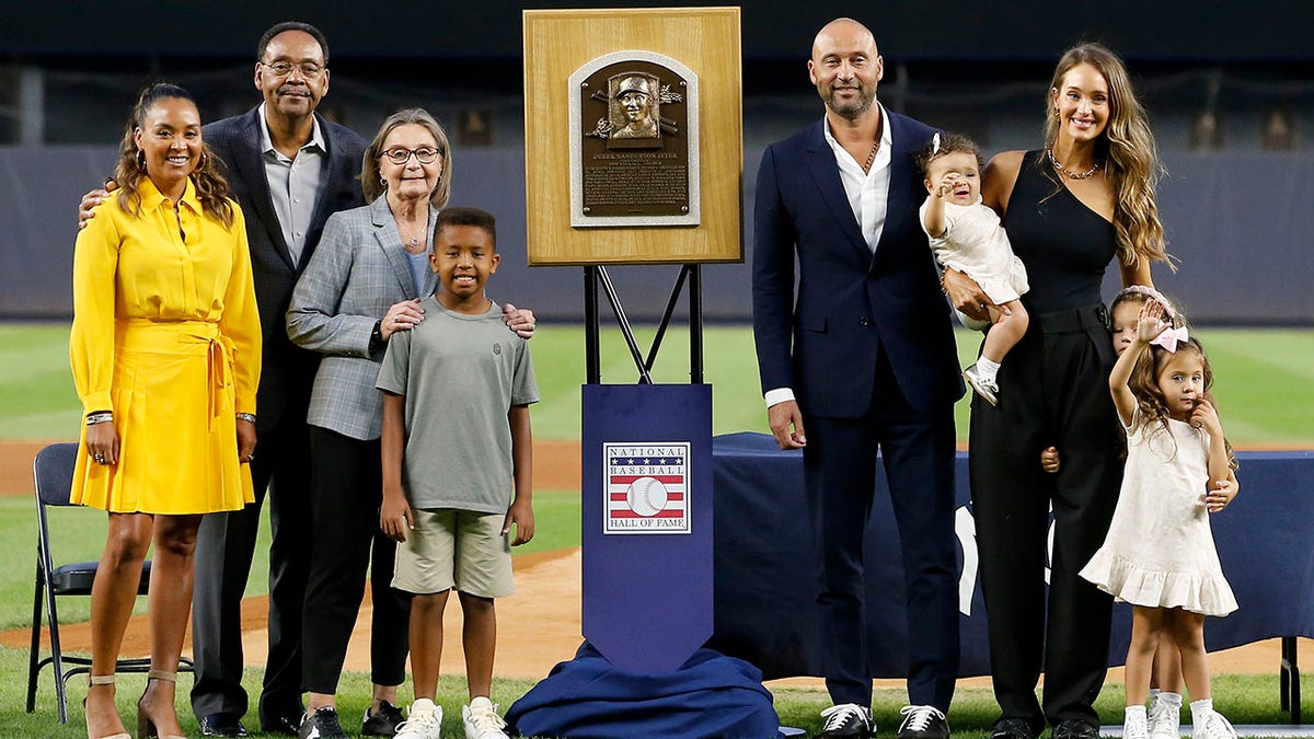 Derek Jeter WELCOMES Baby No. 4 With Wife Hannah