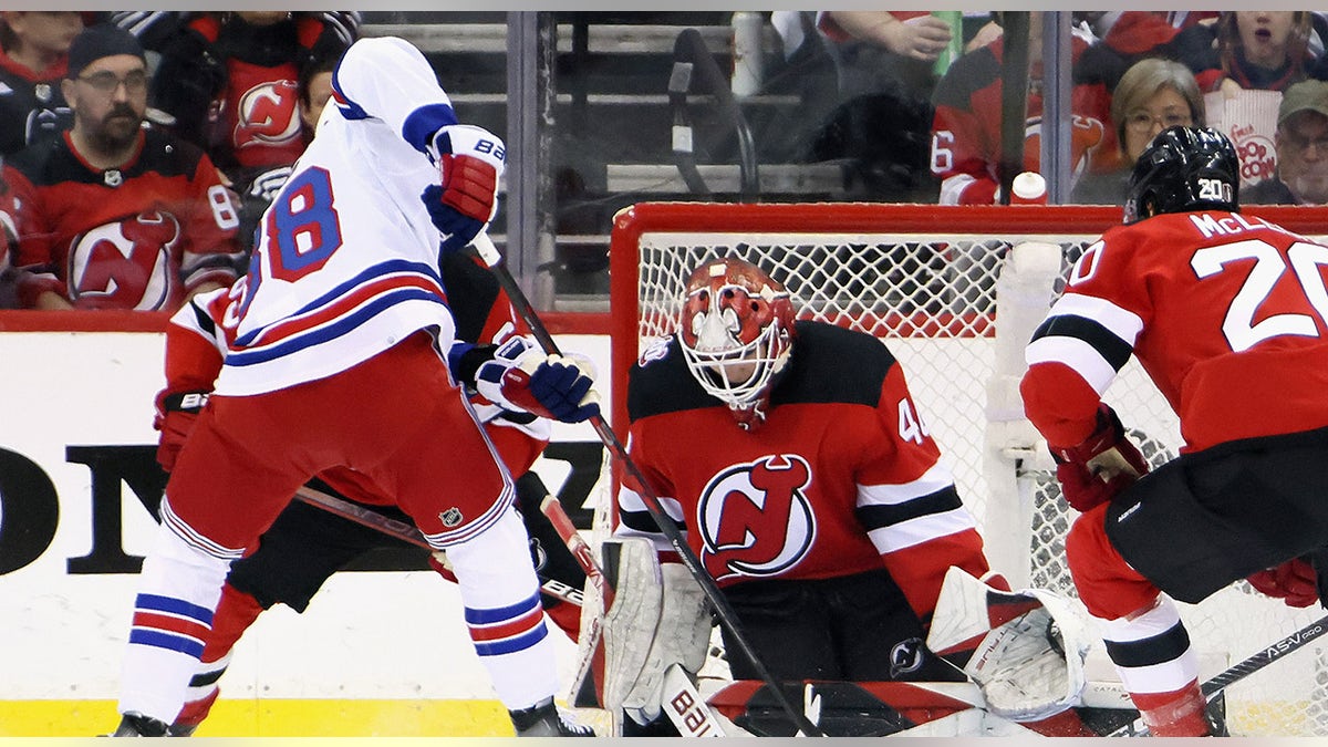Akira Schmid makes save