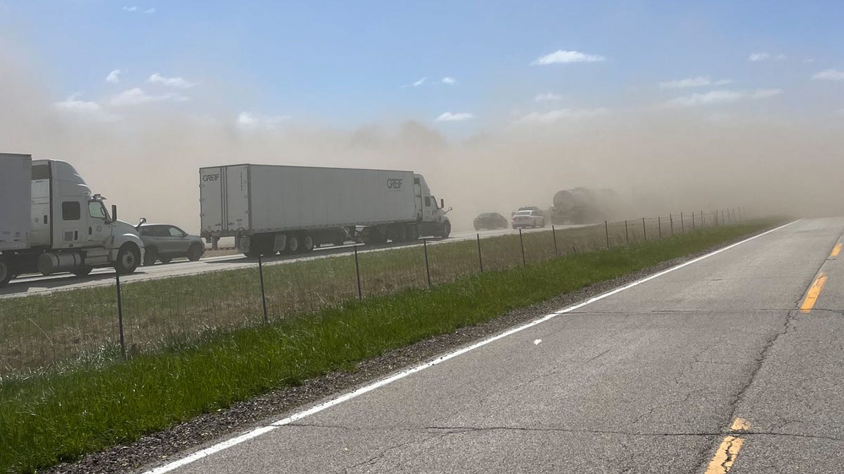 Dust Storm Illinois