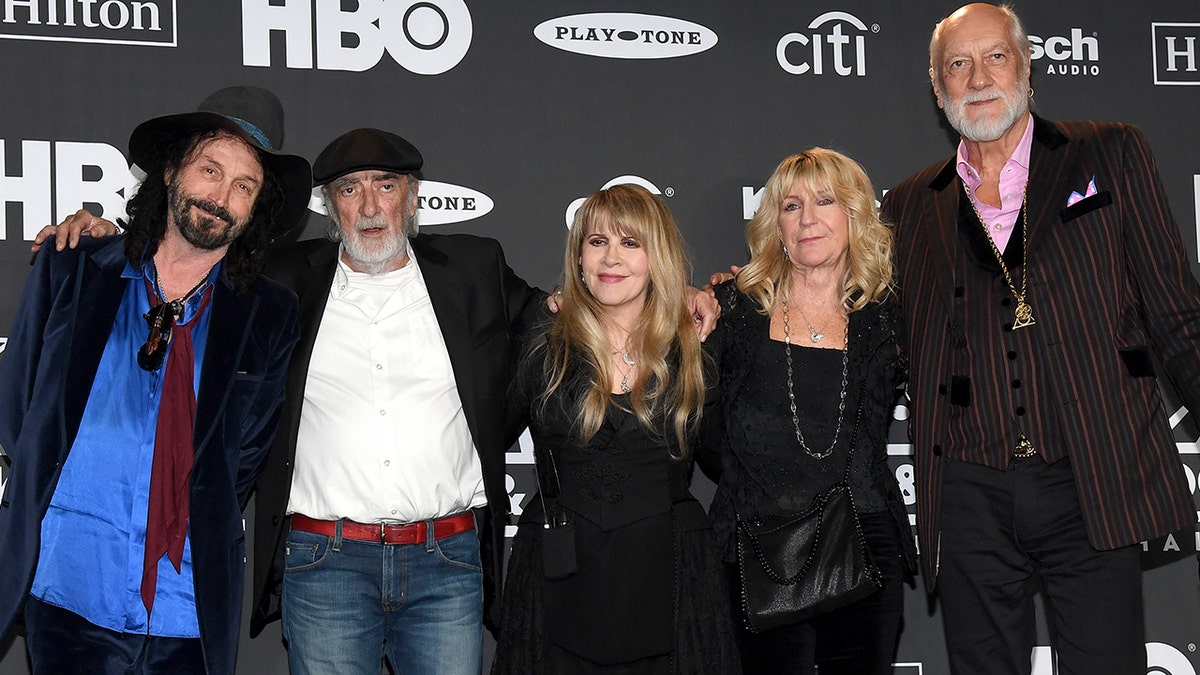 Fleetwood Mac at the Rock and Roll Hall of Fame induction ceremony for Stevie Nicks