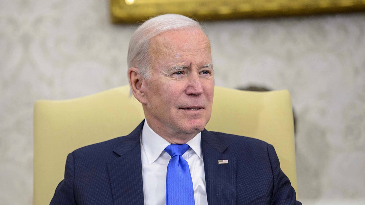 Biden discusses police reform