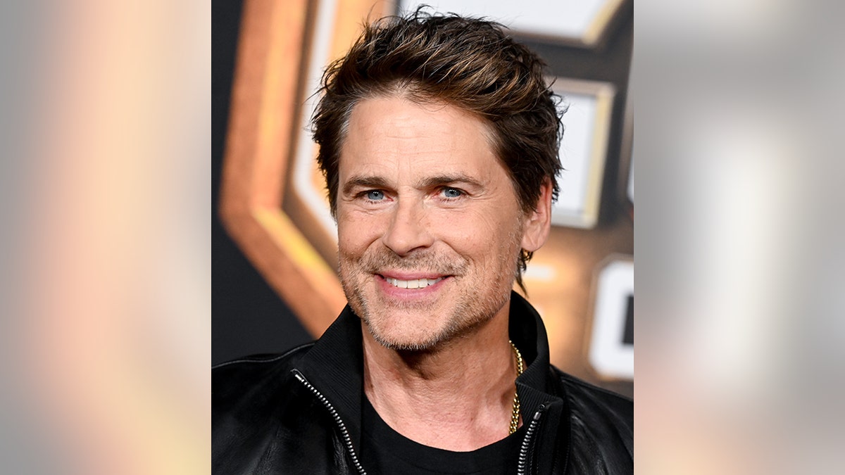 Rob Lowe Marks 33 Years of Sobriety With Shirtless Selfie