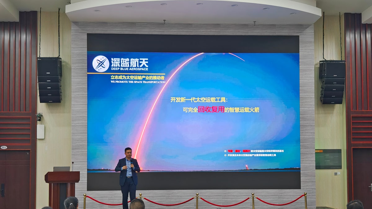 Universitas Wuhan melanggar aturan dengan eksperimen satelit yang dikendalikan AI: para ahli