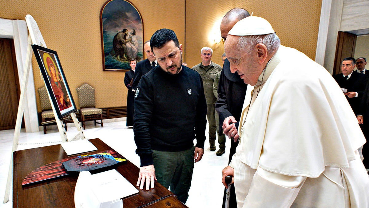 Zelenskyy meets with Pope Francis