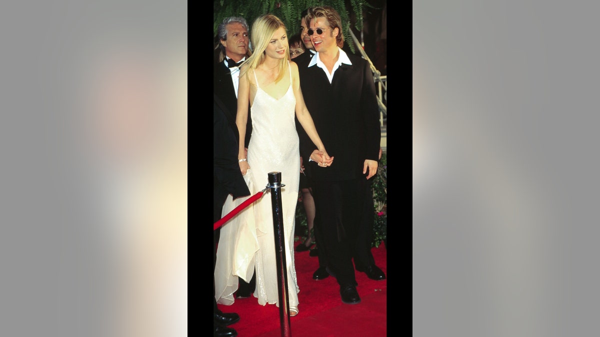 Gwyneth Paltrow Brad Pitt red carpet
