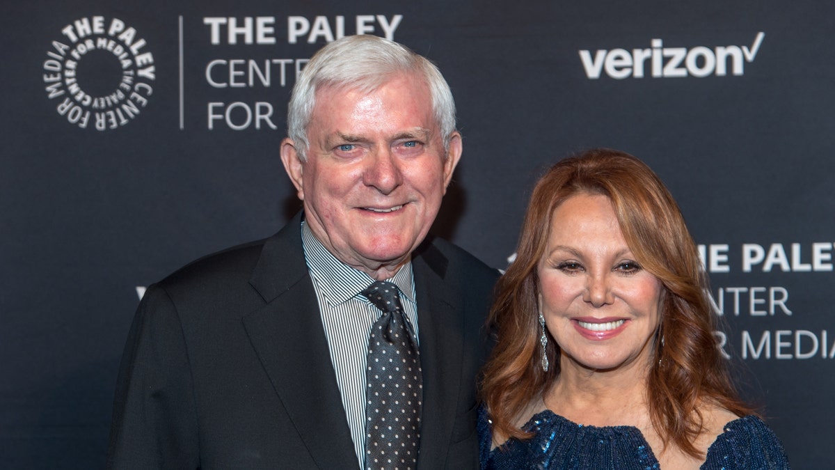 Phil Donahue and Marlo Thomas stand together at the Paley Center