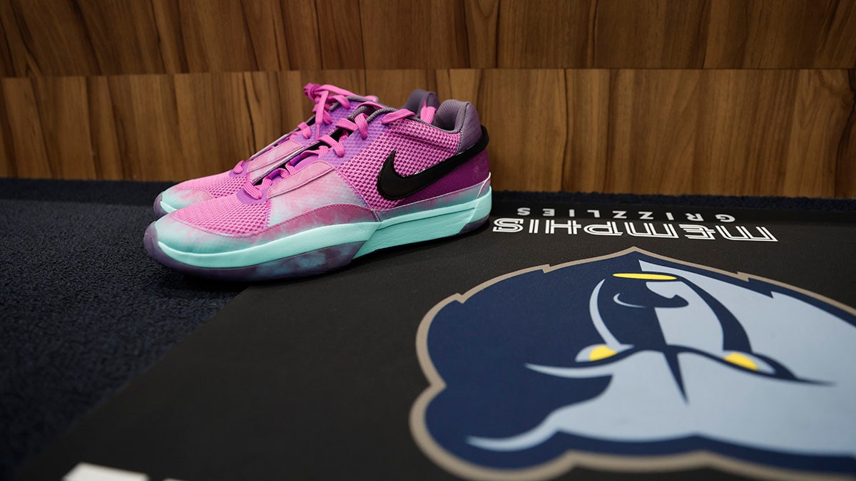 Ja Morant shoe deal: Grizzlies star guard to get signature shoe from Nike -  DraftKings Network