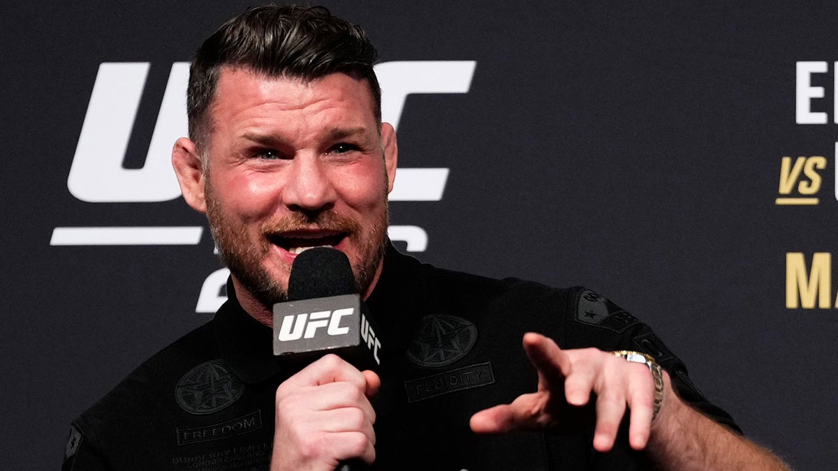 UFC legend Michael Bisping says he chased down thief who stole wife's bag in Paris  at george magazine