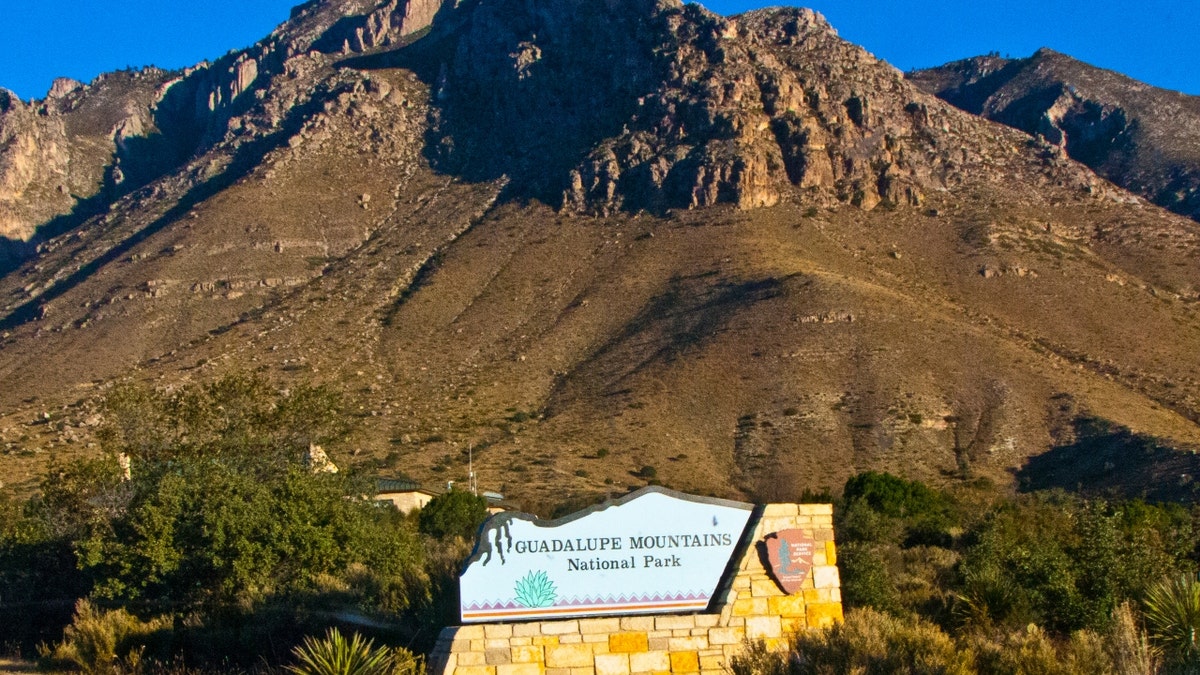 A sign for Guadalupe Mountain National Park