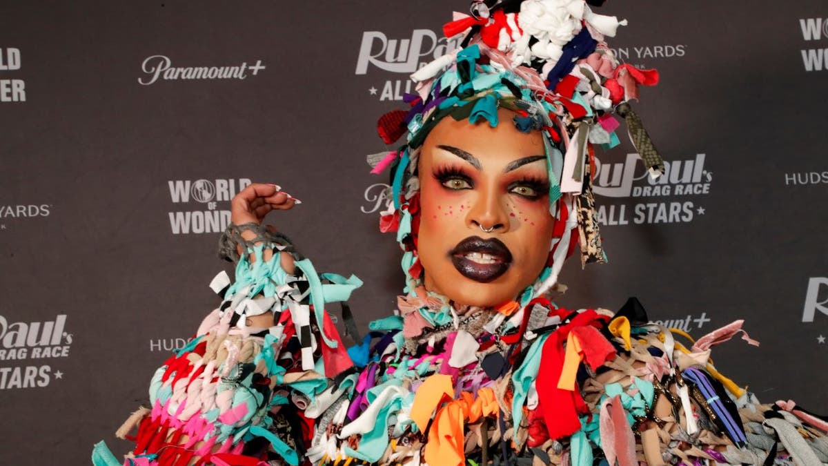 drag performer Yvie Oddly