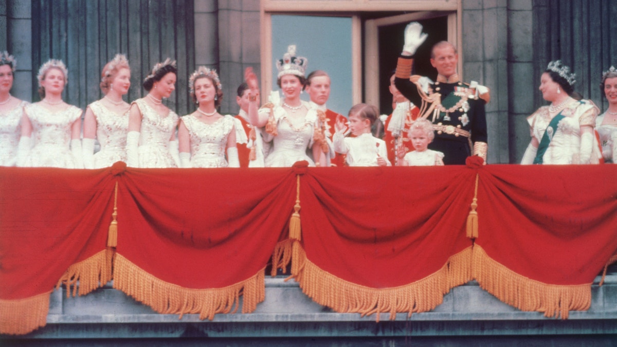 Queen Elizabeth and Prince Philip on the balcony