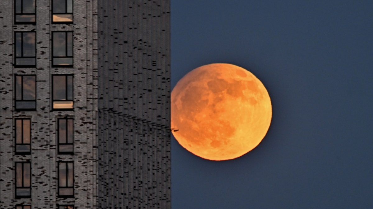 The lunar eclipse in Russia