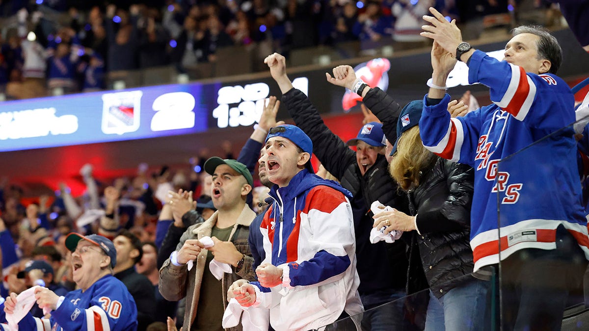 Devils Fans Troll Rangers With Their Own Celebration After Game 7 Win -  Sports Illustrated