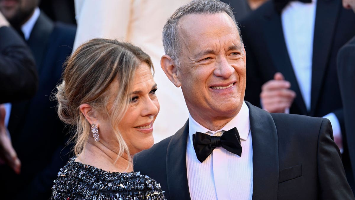 Tom Hanks and Rita Wilson on the red carpet