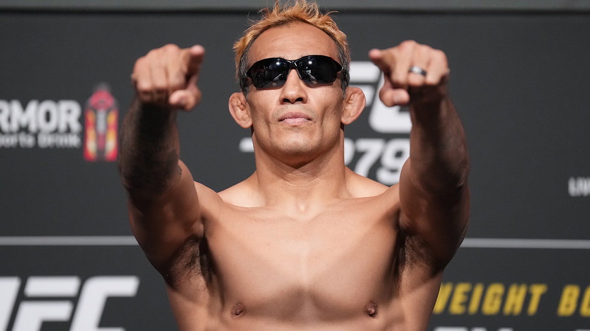 Tony Ferguson at the weigh-in