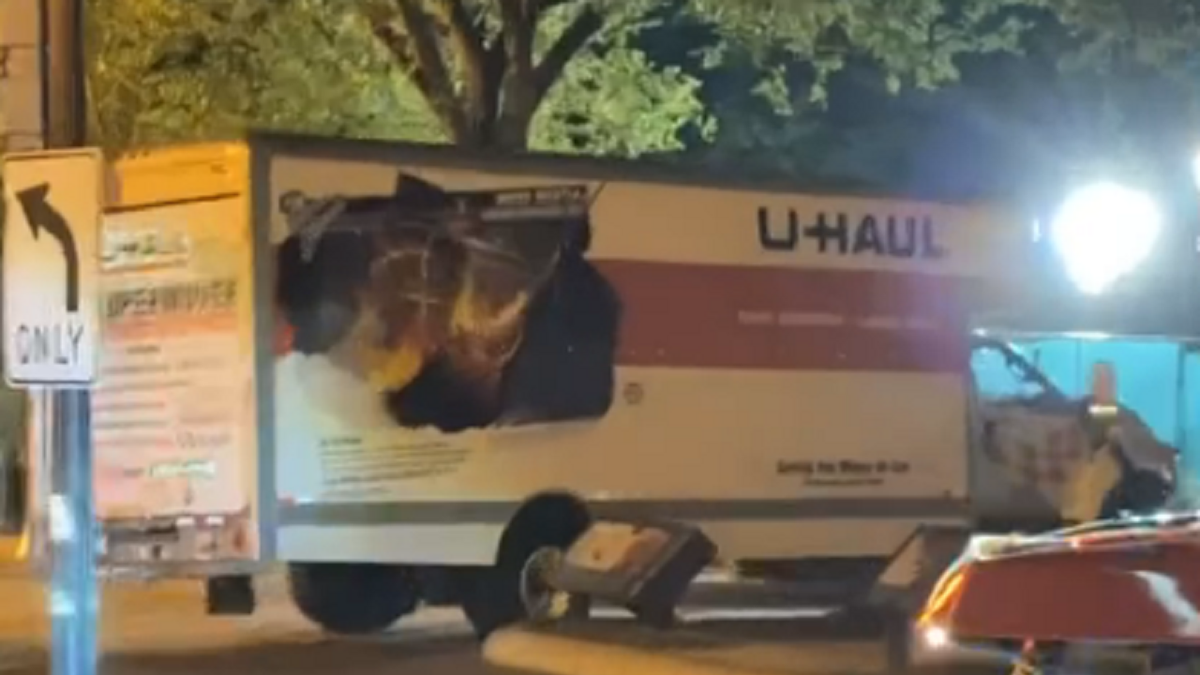 U-Haul truck crashes into barrier near White House